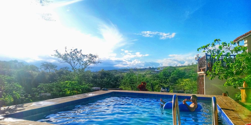 hostal santa monica en 29 7 4