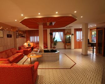 Hotel Gabbiano - San Domino - Lobby