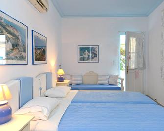 Anthousa Hotel - Apollonia - Schlafzimmer