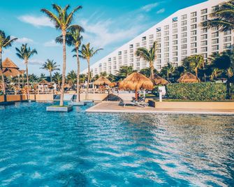Iberostar Selection Cancún - Cancún - Pool