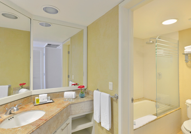 Iberostar Cancun - Cancún - Bathroom