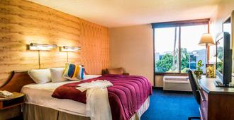 Hotel 502 - Phoenix - Bedroom