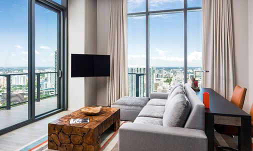 East, Miami - Miami - Stue