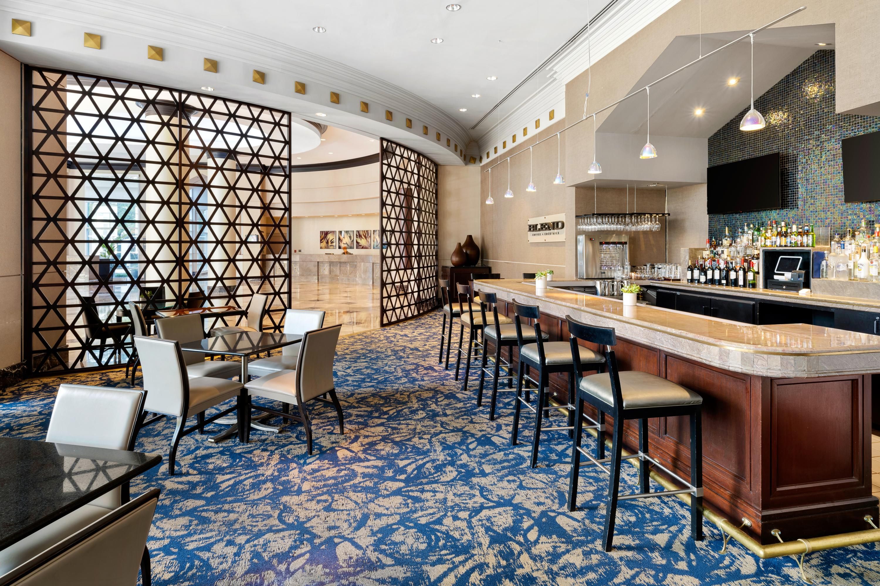 Renaissance Dallas North Hotel thumbnail 3