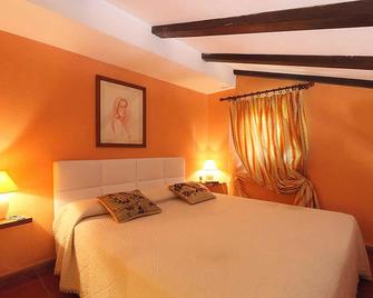 Agriturismo Casa Italia - Lamporecchio - Slaapkamer