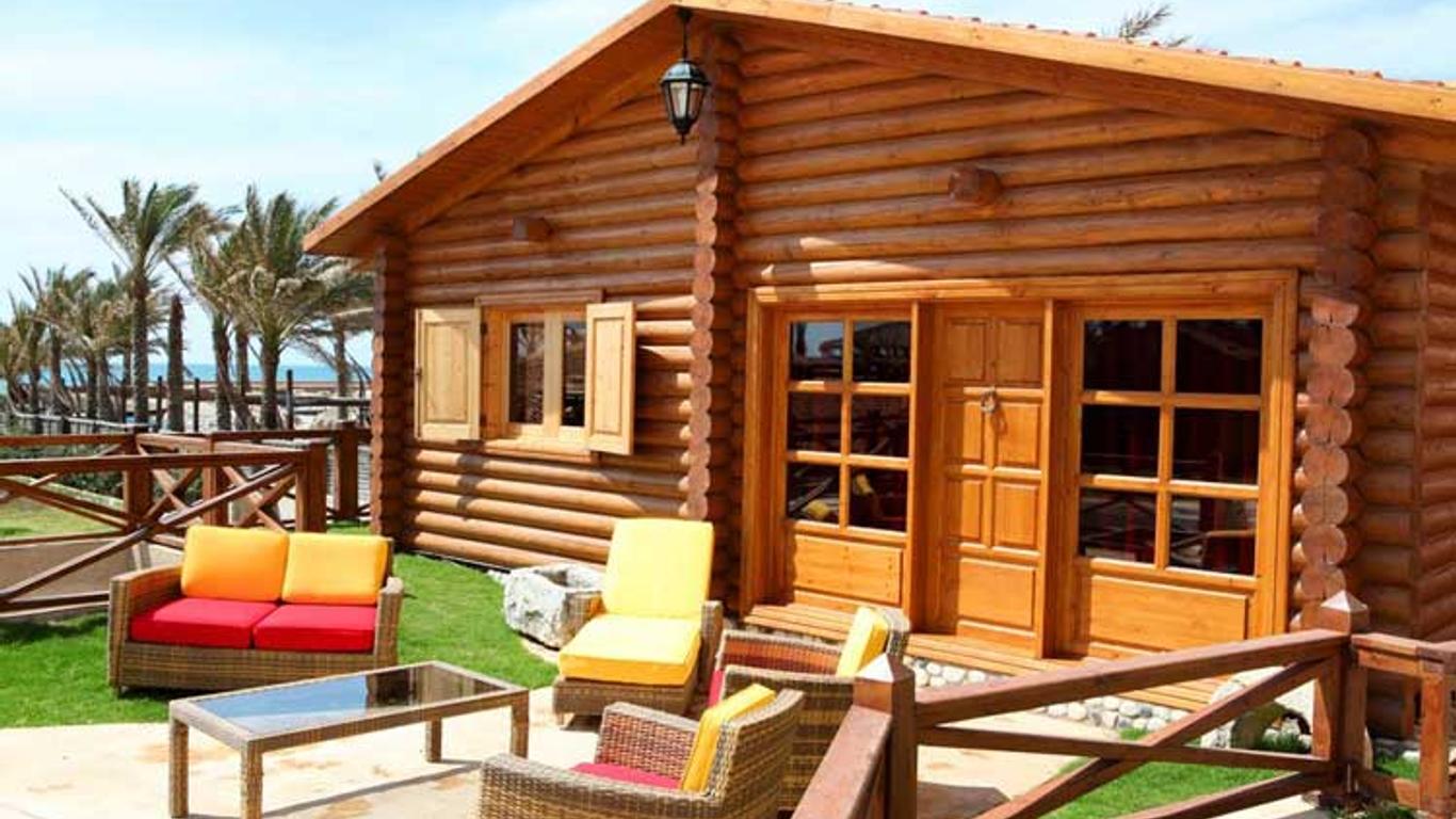 منتجع وفندق السواري