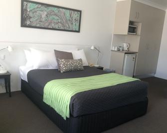 Alexander Motel - Warwick - Bedroom