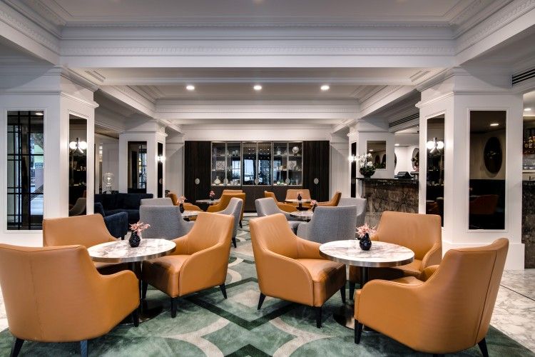 The Savoy Hotel On Little Collins Melbourne thumbnail 2