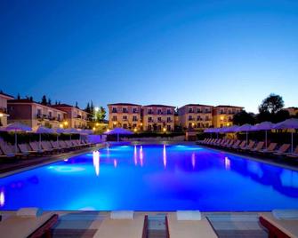 Club Resort Atlantis - Seferihisar - Pool