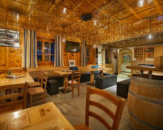 Hotel San Giovanni - Livigno - Bar