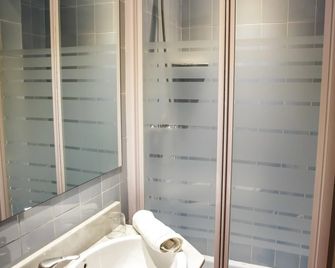 Hotel Can Solé - Cambrils - Bathroom