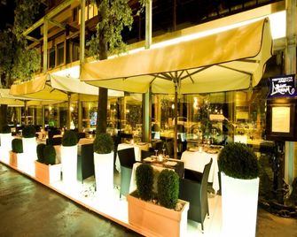 Hotel Savoy - Pesaro - Restaurante