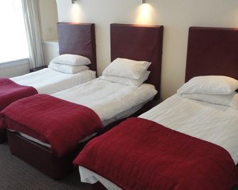 سانديفورد هوتل - غلاسكو - غرفة نوم