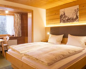 Haus Tannegg - Pettneu Am Arlberg - Bedroom