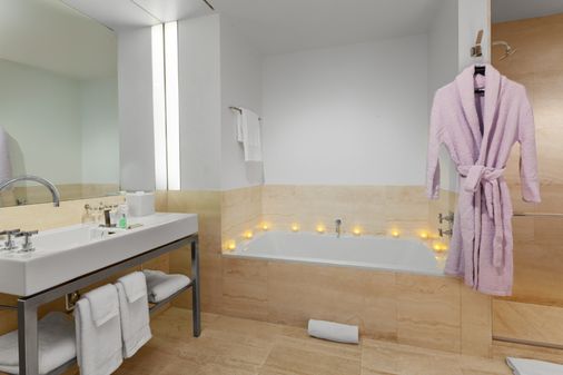 Bryant Park Hotel - New York - Badrum