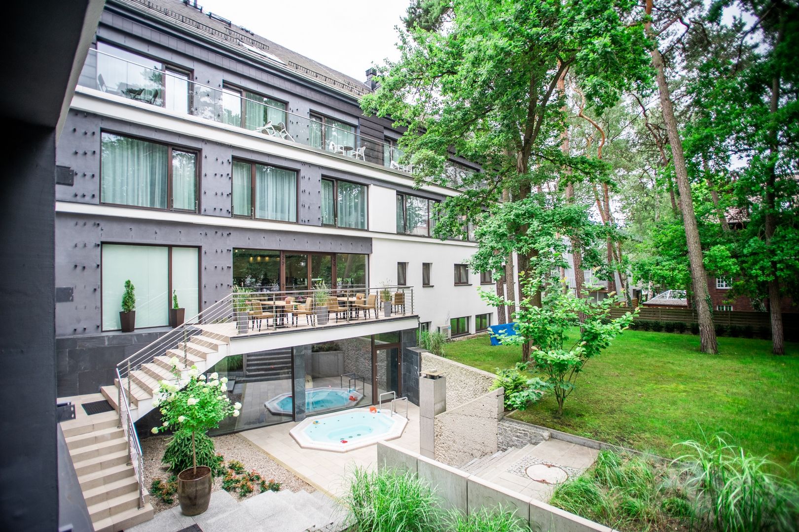 ويست بالتيك ريزورت ويلنيس آند سبا