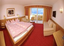 Hotel Glocknerhof - Berg im Drautal - Bedroom