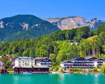 Hotel Seerose Wolfgangsee - Sankt Wolfgang im Salzkammergut - Outdoors view