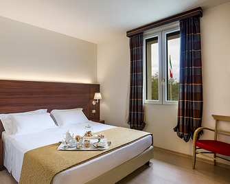 Delfina Palace Hotel - Foligno - Habitació