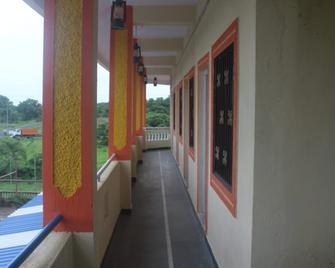 Hotel Sunanda niwas - Mālvan - Lobby