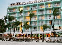 Lani Kai Island Resort - Fort Myers Beach - Bina