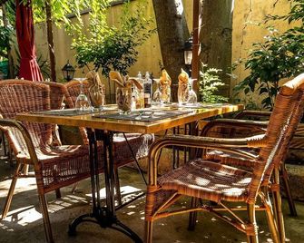 Auberge de la Table Ronde - Vinon-sur-Verdon - Θέα στην ύπαιθρο