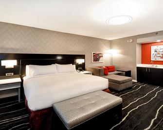 DoubleTree by Hilton Deadwood at Cadillac Jack's - Deadwood - Bedroom