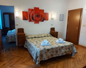 Hotel Sommeiller - Bardonecchia - Schlafzimmer