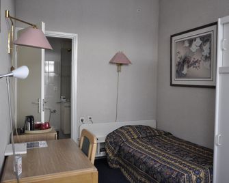 Hotel Mayflower - Лейден - Спальня