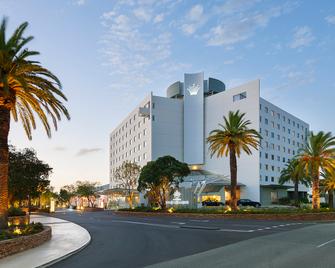 Crown Promenade Perth - Burswood - Building