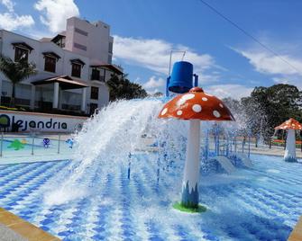 Hotel Majams Resort - San Gil - Piscine