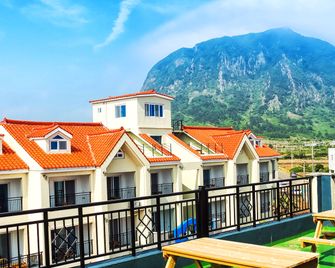 Du Bitnarae - Seogwipo - Balkon