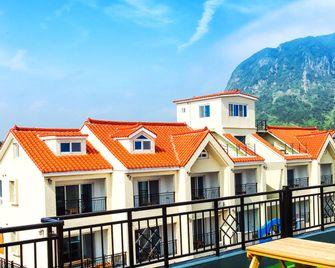 Du Bitnarae - Seogwipo - Balcony