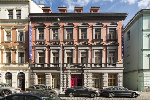 Ea Embassy Prague Hotel - Praha - Rakennus