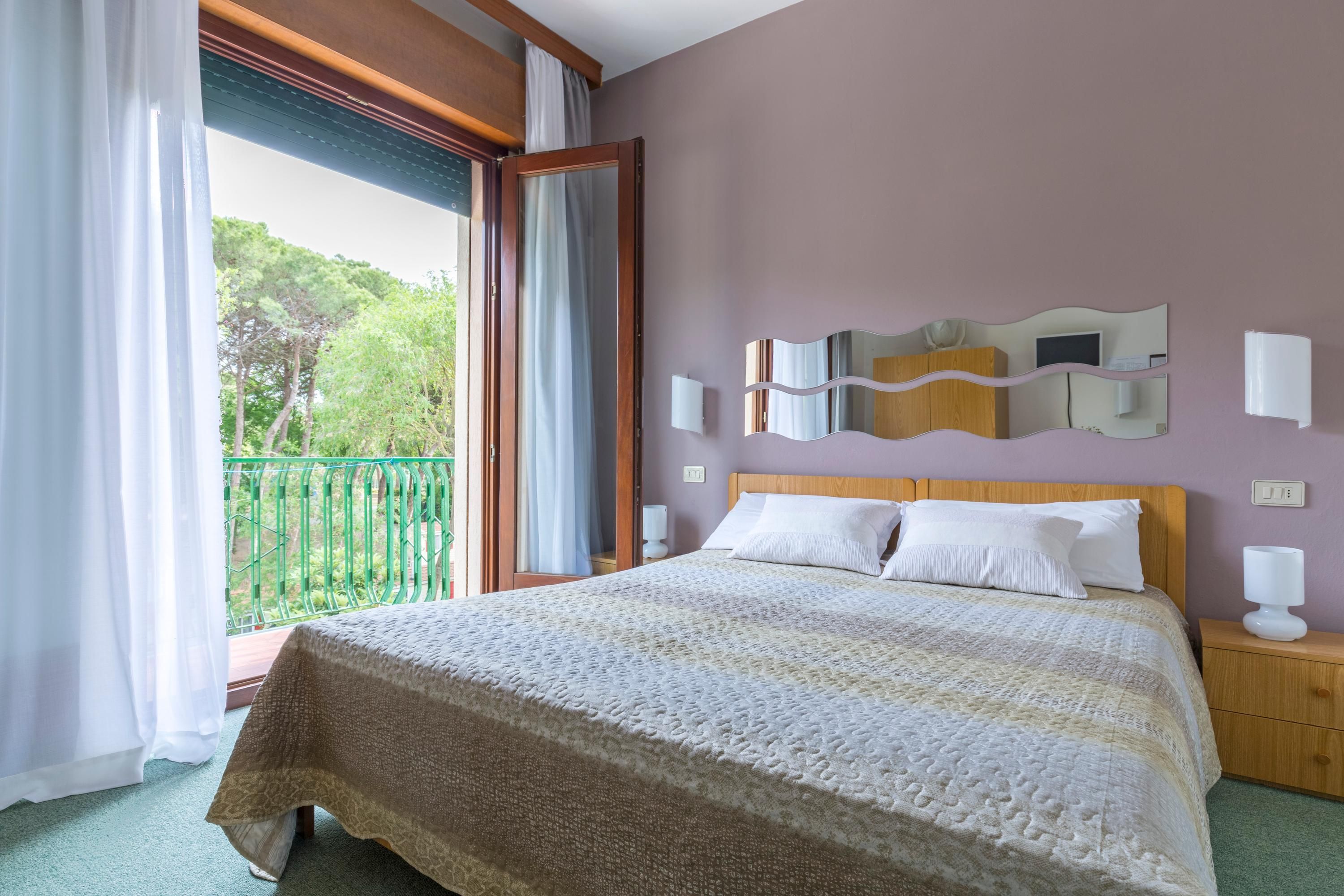 Hotel Regina - קאורלה - חדר שינה