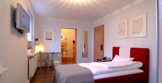 Hotel Palmenbad - Kassel - Yatak Odası