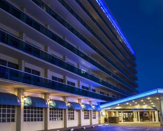 Ocean Sky Hotel and Resort - Fort Lauderdale - Edificio