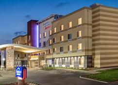 Fairfield Inn and Suites by Marriott Madison Verona - Verona - Bâtiment