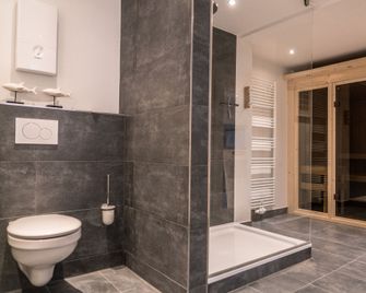 Hotel Stadt Cuxhaven - Cuxhaven - Banyo