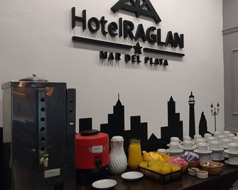 Hotel Raglan - מאר דל פלטה - בופה