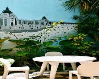 Hotel Raglan - Mar del Plata - Pátio