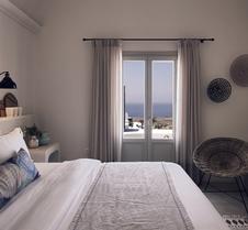 Santo Maris Oia, Luxury Suites & Spa