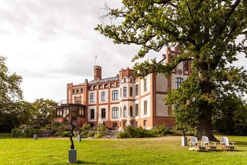 Schloss Gamehl - Wismar - Building