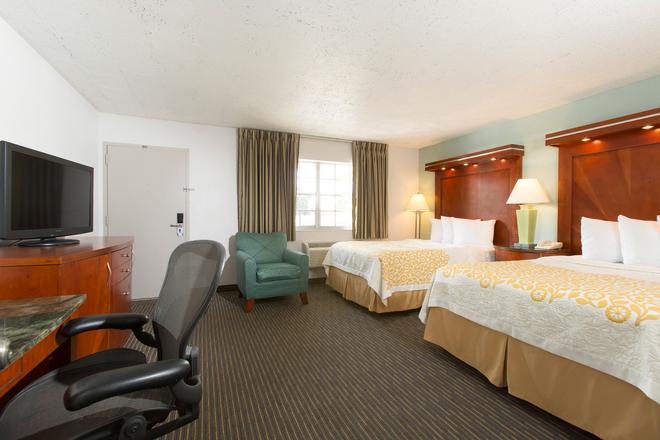 Days Inn By Wyndham Miami Airport North 53 1 1 8 Miami