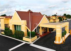 Hollywood Gateway Inn - Hollywood - Building
