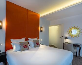 Hôtel La Comtesse - Paris - Bedroom