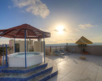 Bella Vista Hotel - Qawra - Dachterrasse