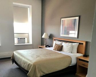 The Met Hotel - New Westminster - Bedroom