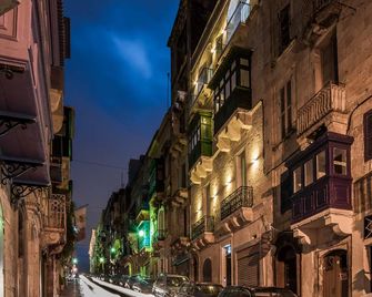 Tano's Boutique Guesthouse - La Valletta - Vista esterna