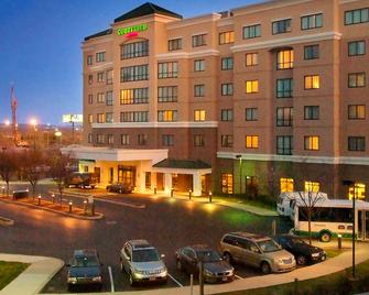 Courtyard by Marriott Newark Elizabeth - Elizabeth - Building
